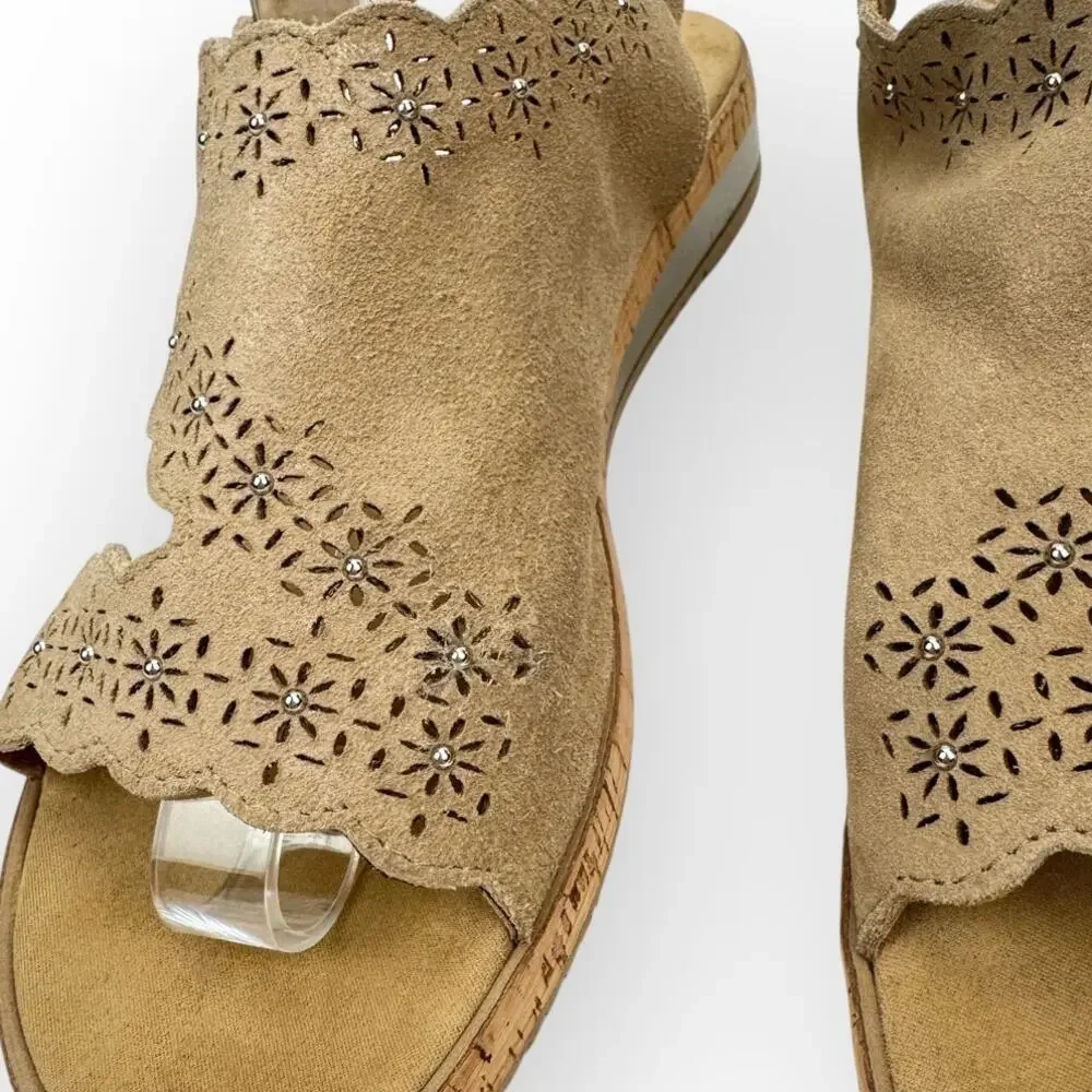 Sesto Meucci Sandals 8.5 Tan Suede Laser Cut‎ Floral Studded Wedge Boho Italian